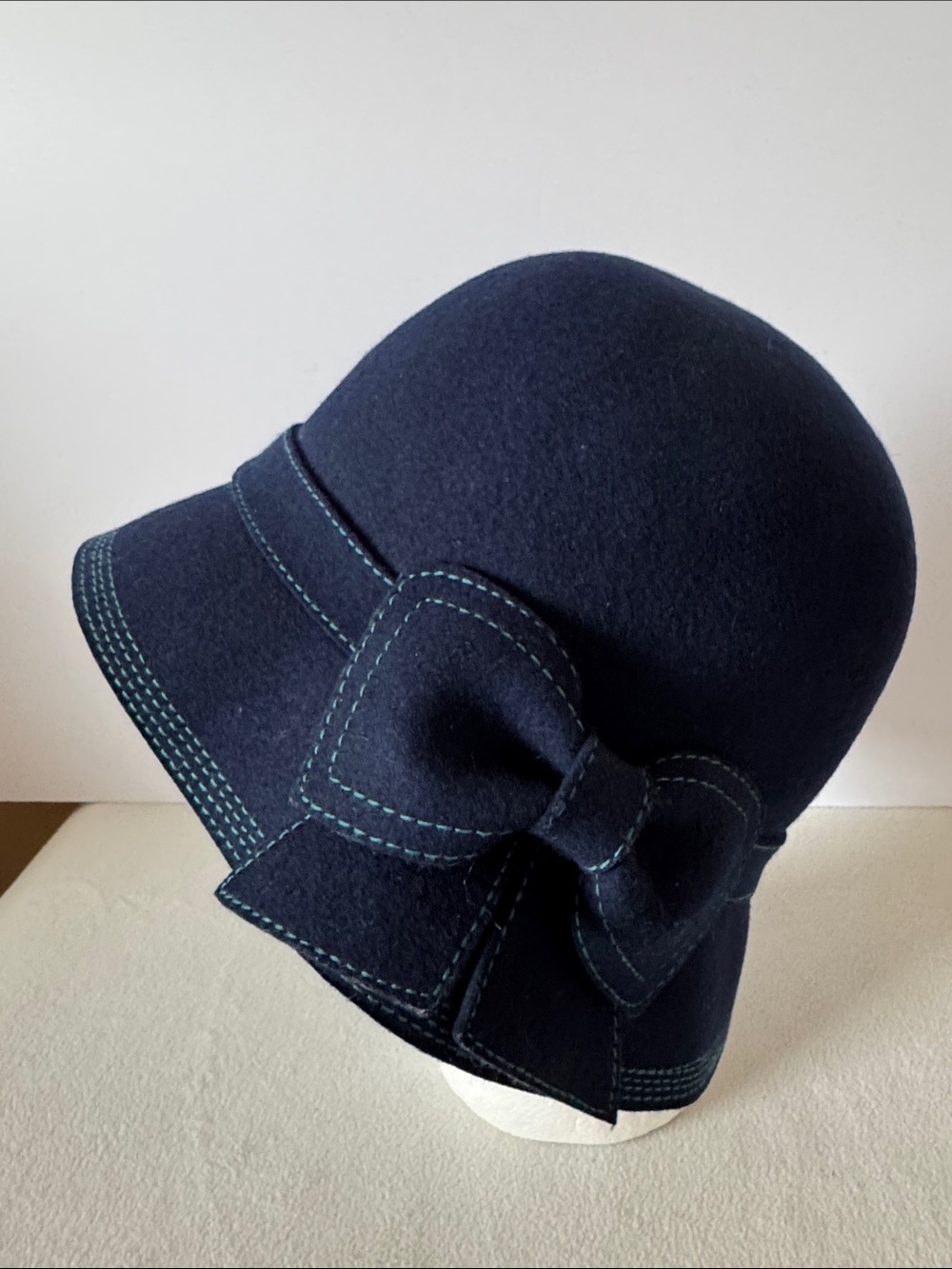 Collection 18 wool cloche hat